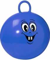 Blauwe skippybal met smiley gezichtje 45 cm buitenspeelgoed
