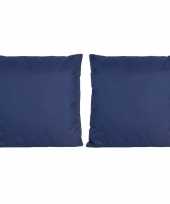 Set van 2x stuks bank sier kussens voor binnen en buiten in de kleur donkerblauw 45 x 45 cm tuinkuss